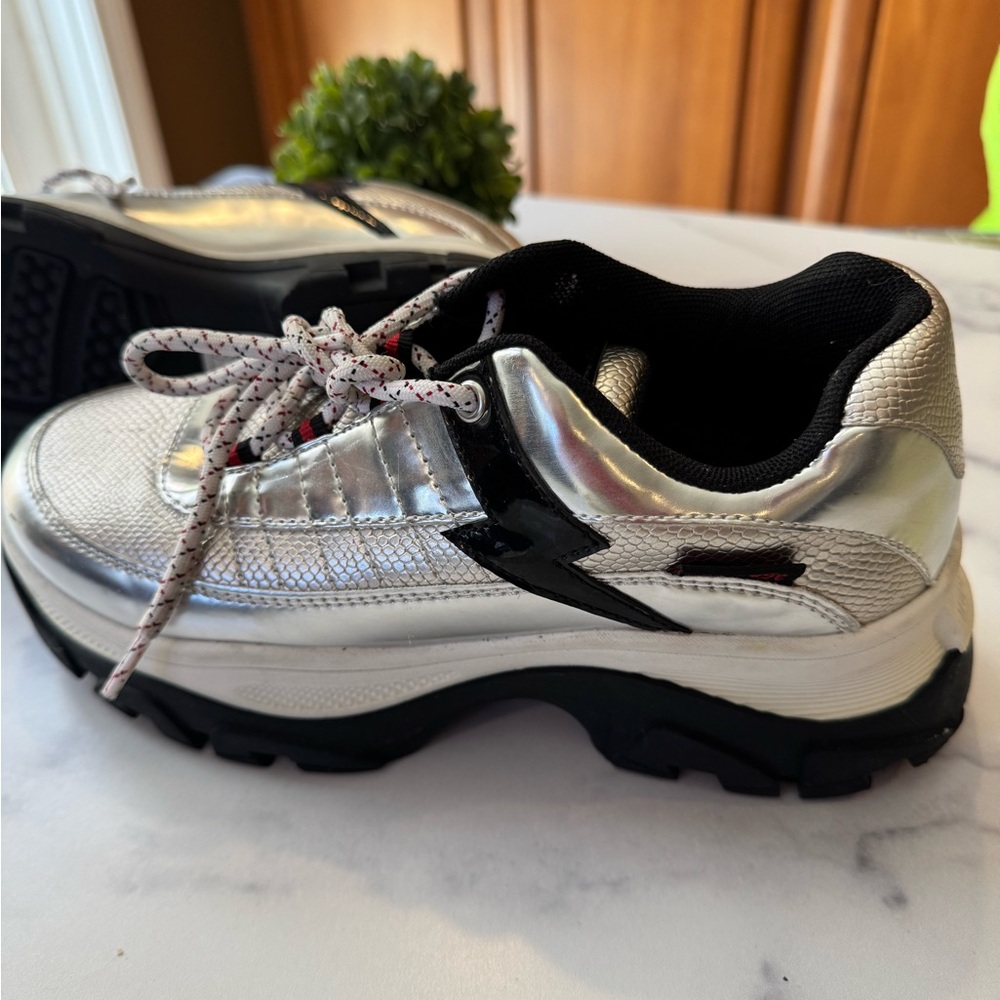 Skechers Silver Sneakers